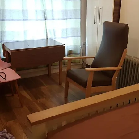 Homestay Nadira Economy *